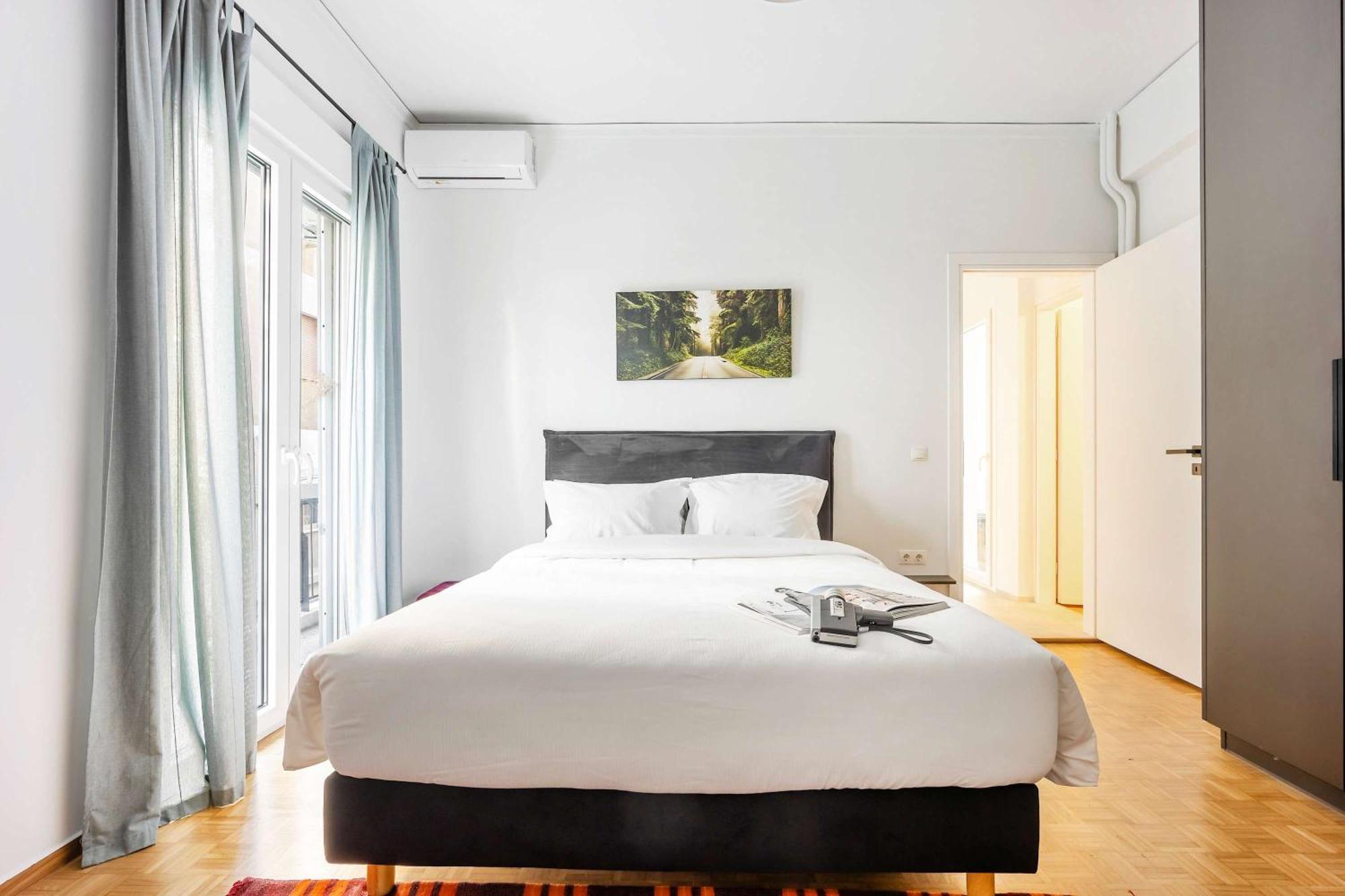 O&O Group - Eclectic Chic Thissio Apartment Athènes Extérieur photo